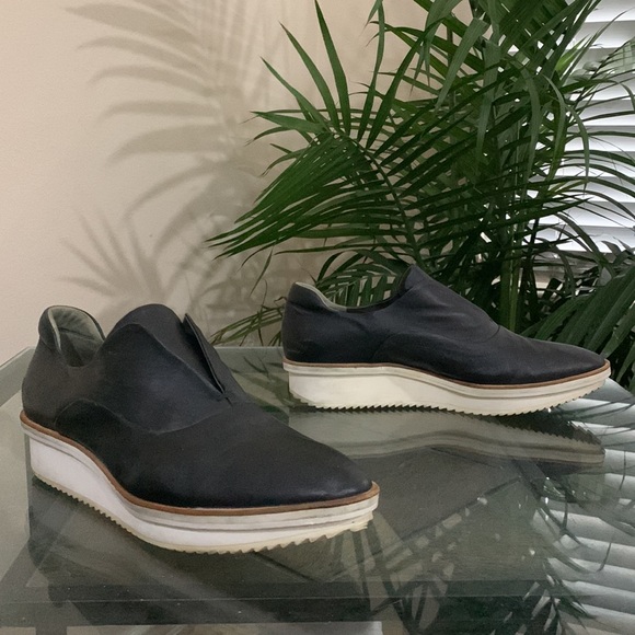 REED KRAKOFF LEATHER BLOCK HEEL LOAFERS - Picture 8 of 13